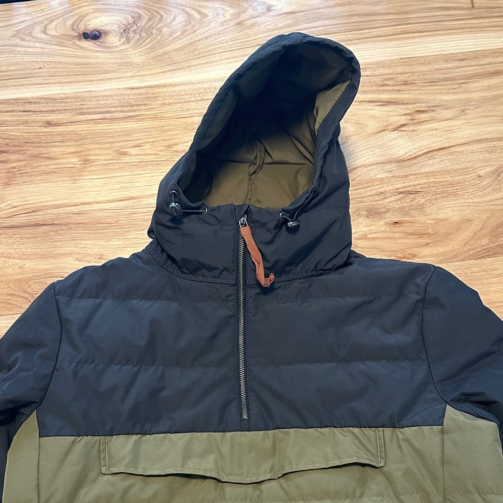 L.L.Bean Signature Puffer Jacket - Picture 4 of 5